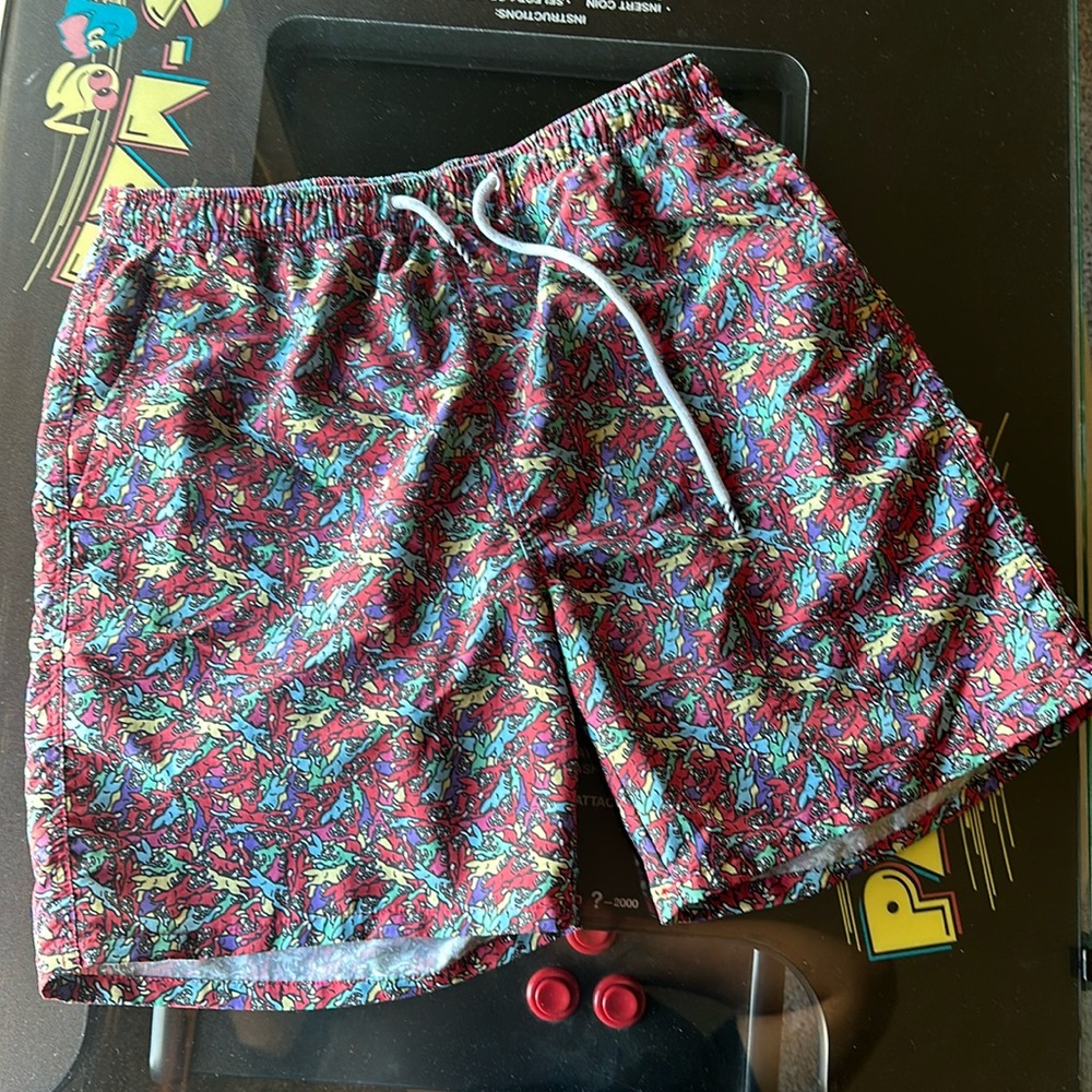 Icecream running dog shorts Men’s Sz Small